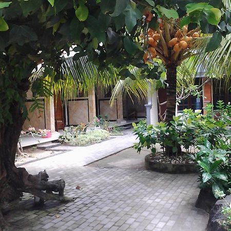 Mahendra Beach Inn Kuta  Ngoại thất bức ảnh