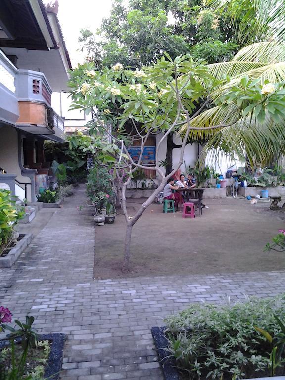 Mahendra Beach Inn Kuta  Ngoại thất bức ảnh