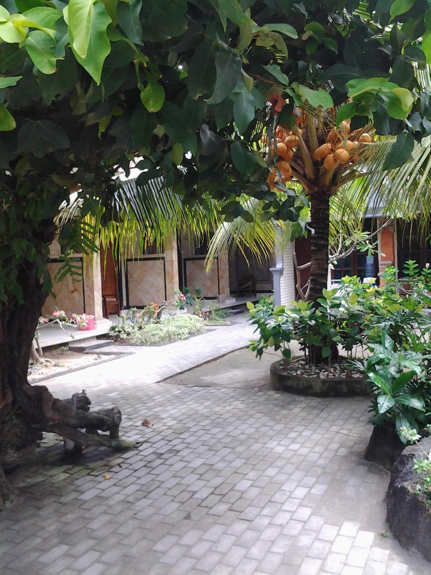 Mahendra Beach Inn Kuta  Ngoại thất bức ảnh