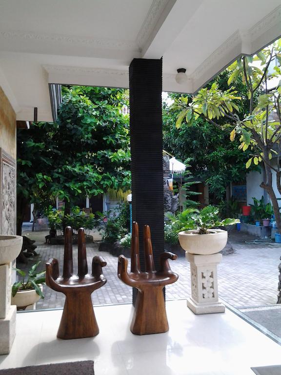 Mahendra Beach Inn Kuta  Ngoại thất bức ảnh