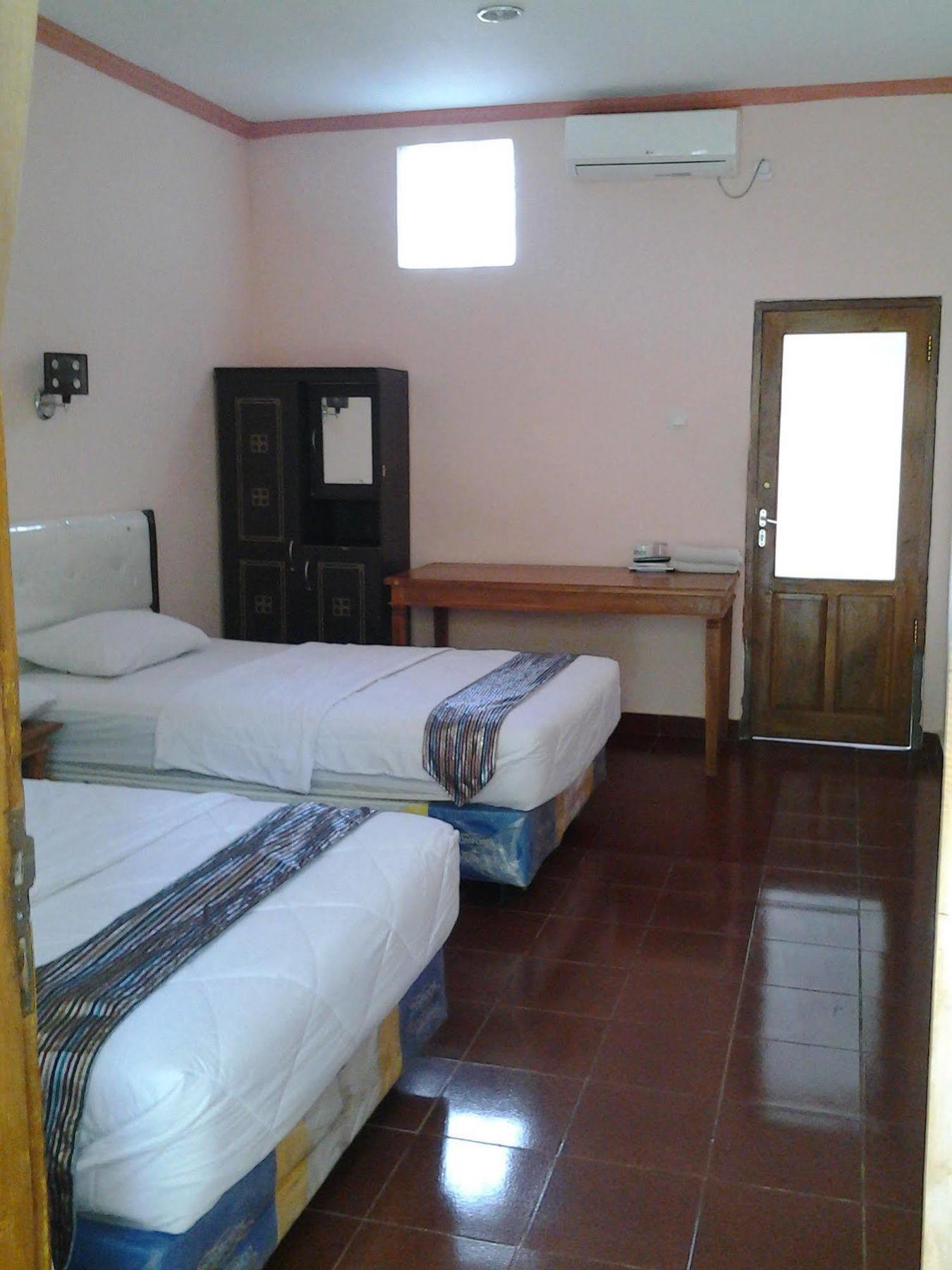 Mahendra Beach Inn Kuta  Ngoại thất bức ảnh