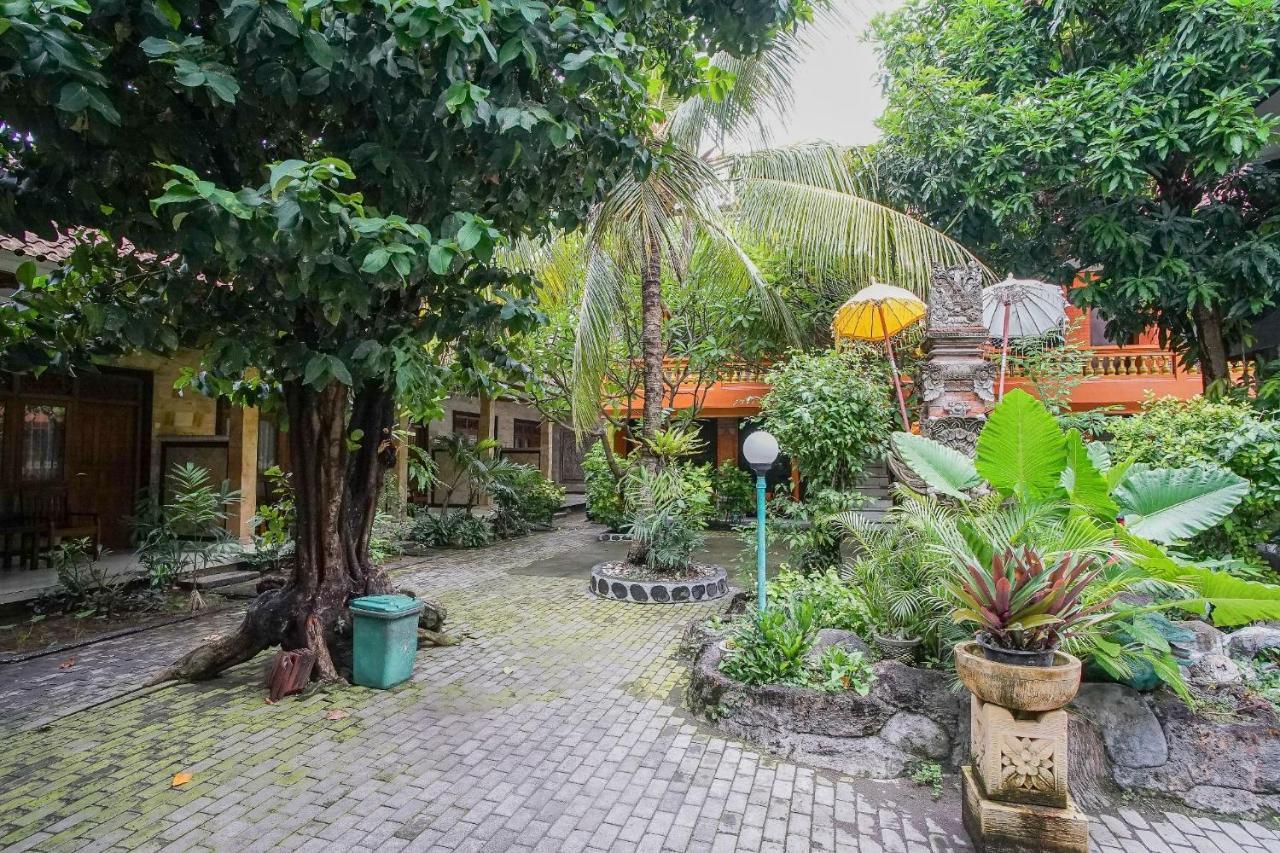 Mahendra Beach Inn Kuta  Ngoại thất bức ảnh